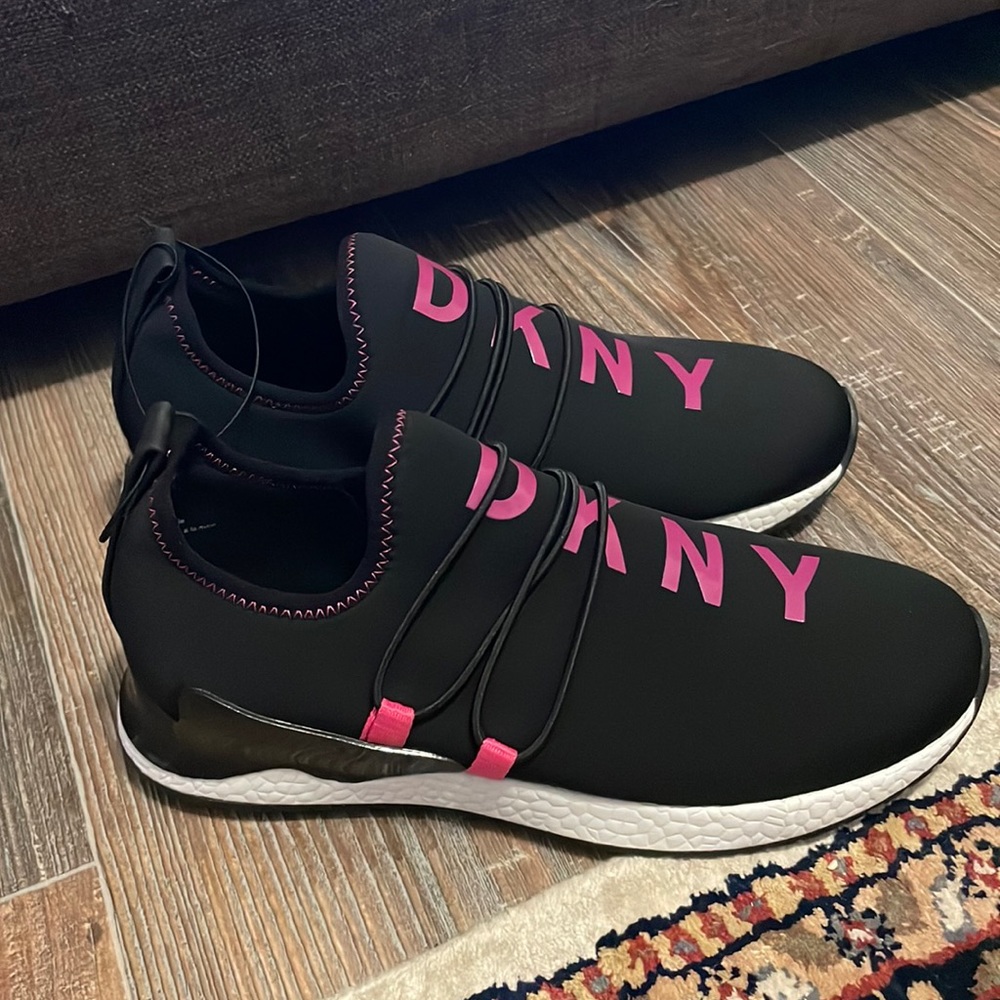 DKNY Sneakers